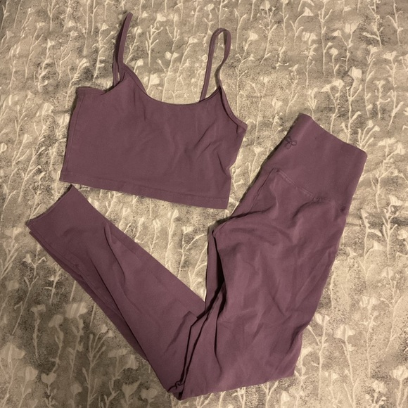 Aritzia Pants - Tna chill set